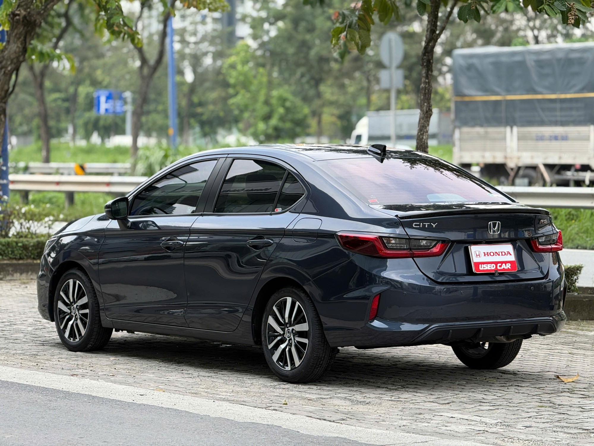 Xe Honda City RS 2022 Màu xám đã qua sử dụng tại Đại lý Honda Ô tô Quận 2